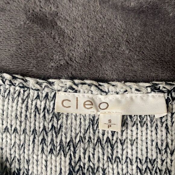 Cleo Sweater   - Picture 6 of 7
